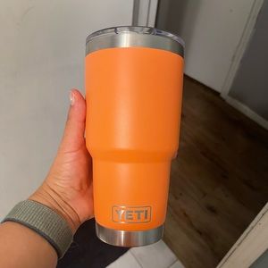 CORAL 30oz Yeti